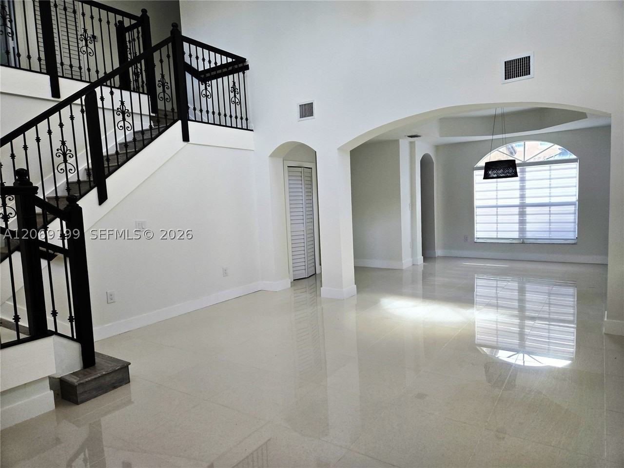 3124 Sw 154th Pl - Photo 2 of 25