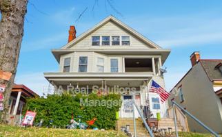 featured image of 2310 Norwood Ave #3