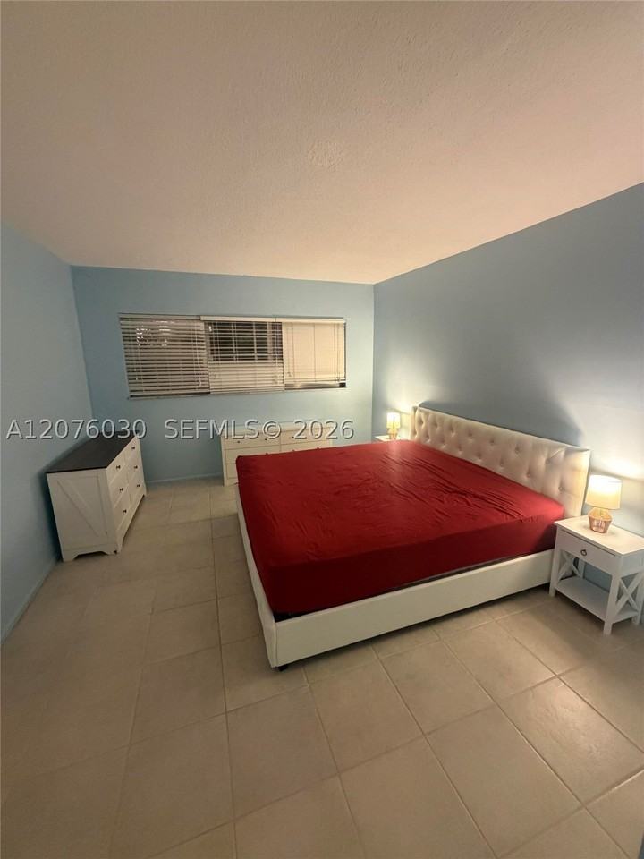 2751 N Palm Aire Dr #502 - Photo 7 of 17