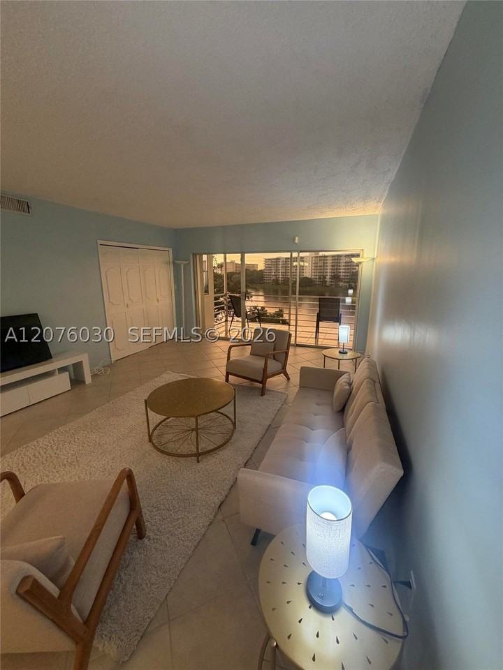2751 N Palm Aire Dr #502 - Photo 6 of 17