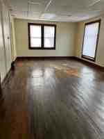 featured image of 1027 W 5th St