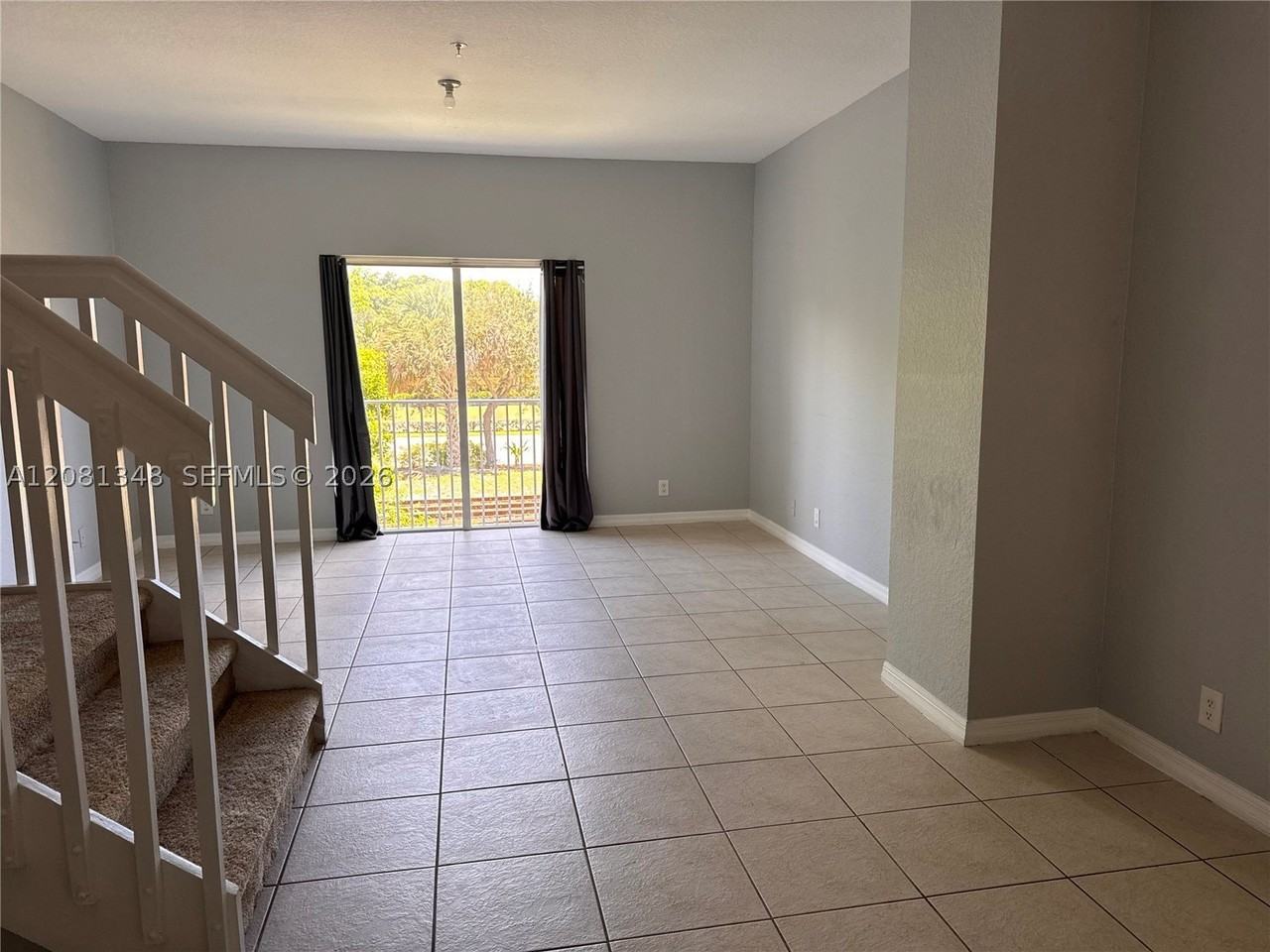 1726 Ne 6th St - Photo 7 of 11