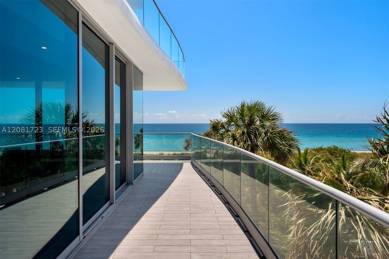 9349 Collins Ave #406 - Photo 4 of 48