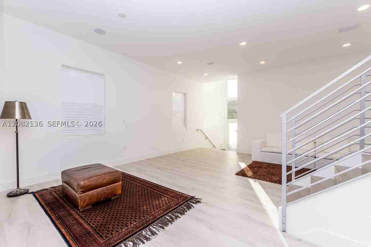 2875 Sw 33rd Ct #2875 - Photo 4 of 48