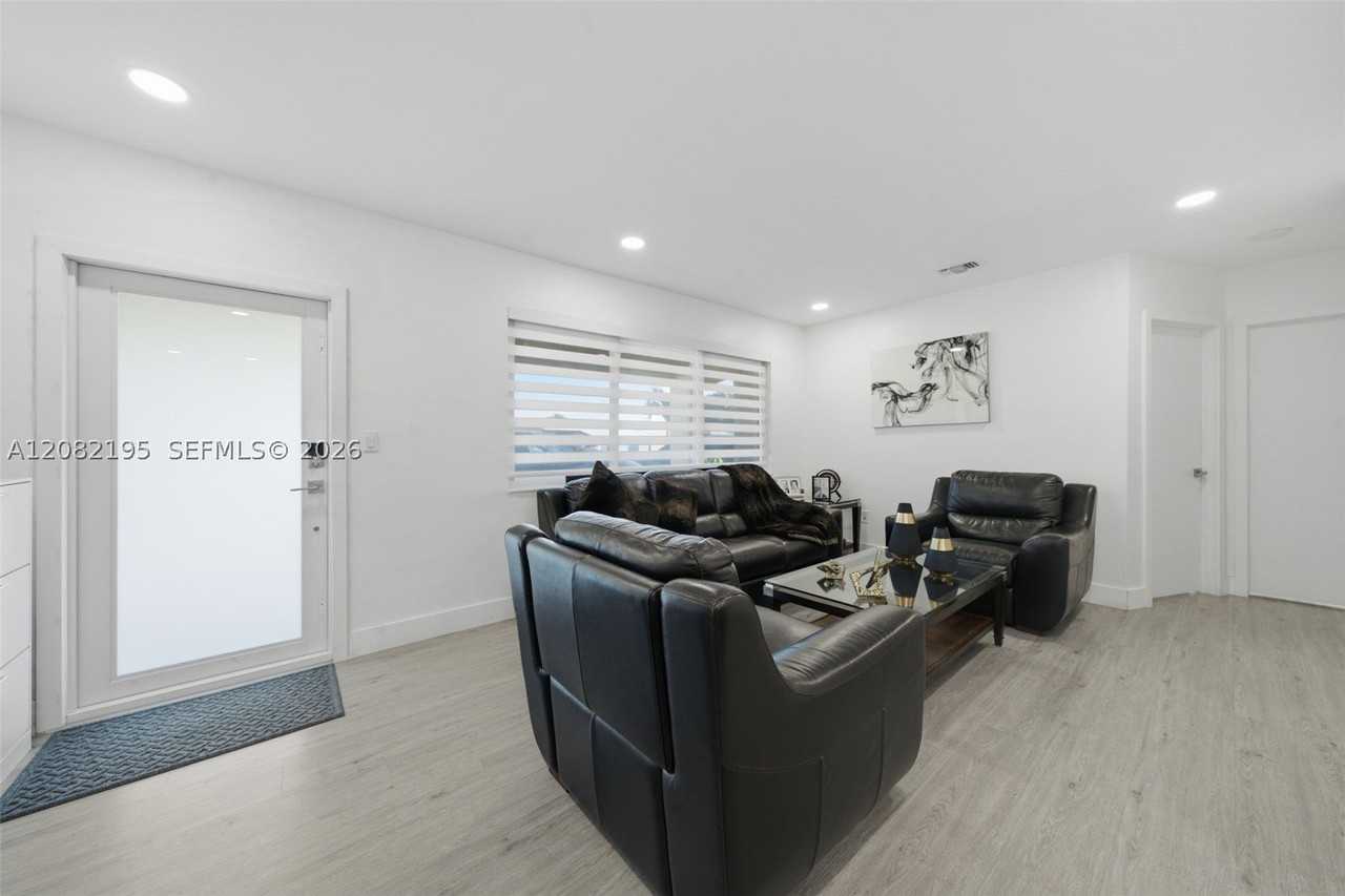 7680 Juniper St #7680 - Photo 2 of 31
