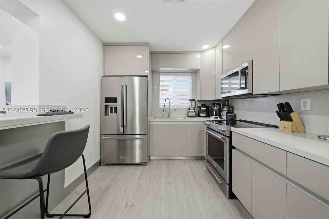 7680 Juniper St #7680 - Photo 7 of 31