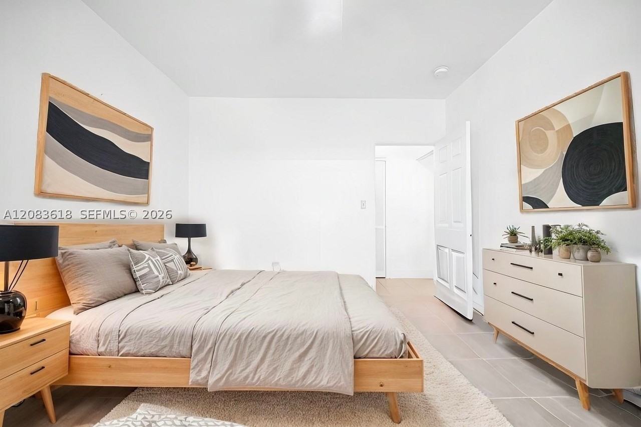 1195 Marseille Dr #5 - Photo 3 of 13