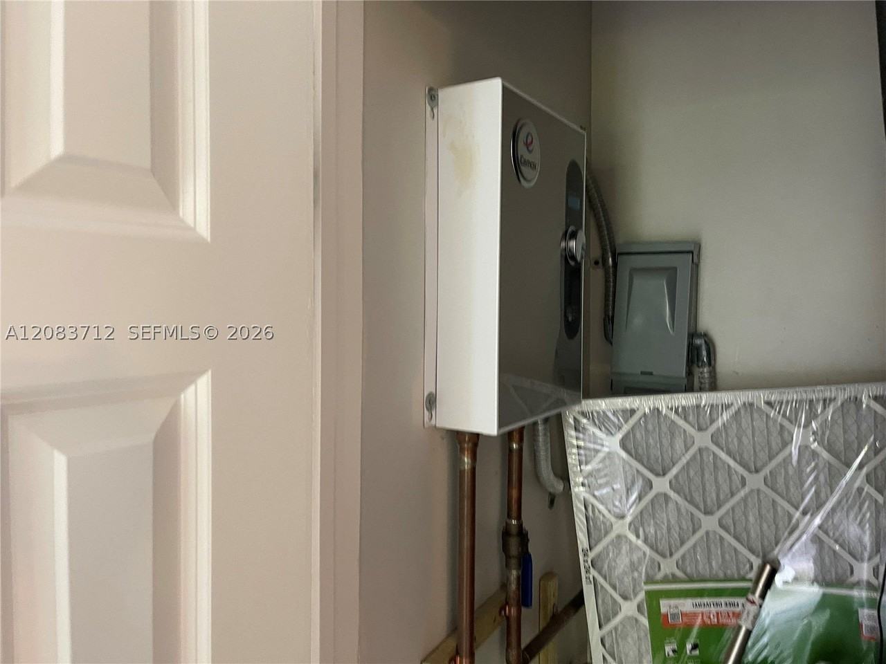 614 Nw 2nd St #A - Photo 5 of 18