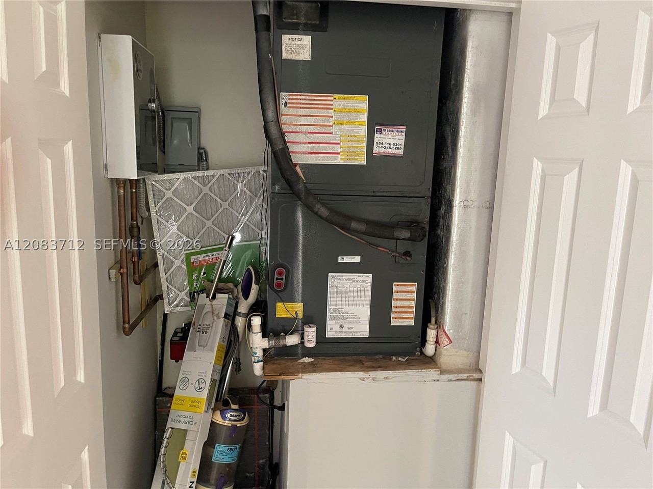 614 Nw 2nd St #A - Photo 6 of 18