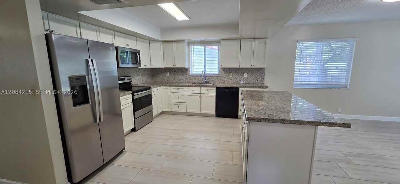 2639 Taylor St #0 - Photo 6 of 22