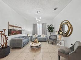 featured image of 522 Ne 20th Ave