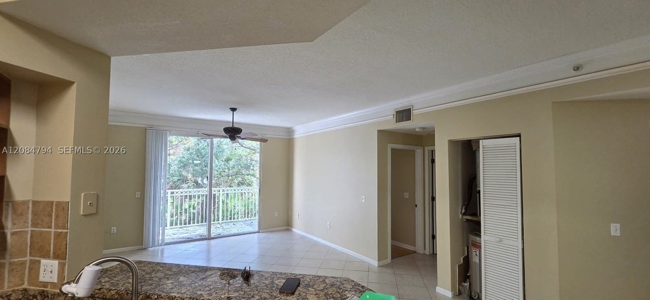 2212 Myrtlewood Cir E #2212 - Photo 3 of 17