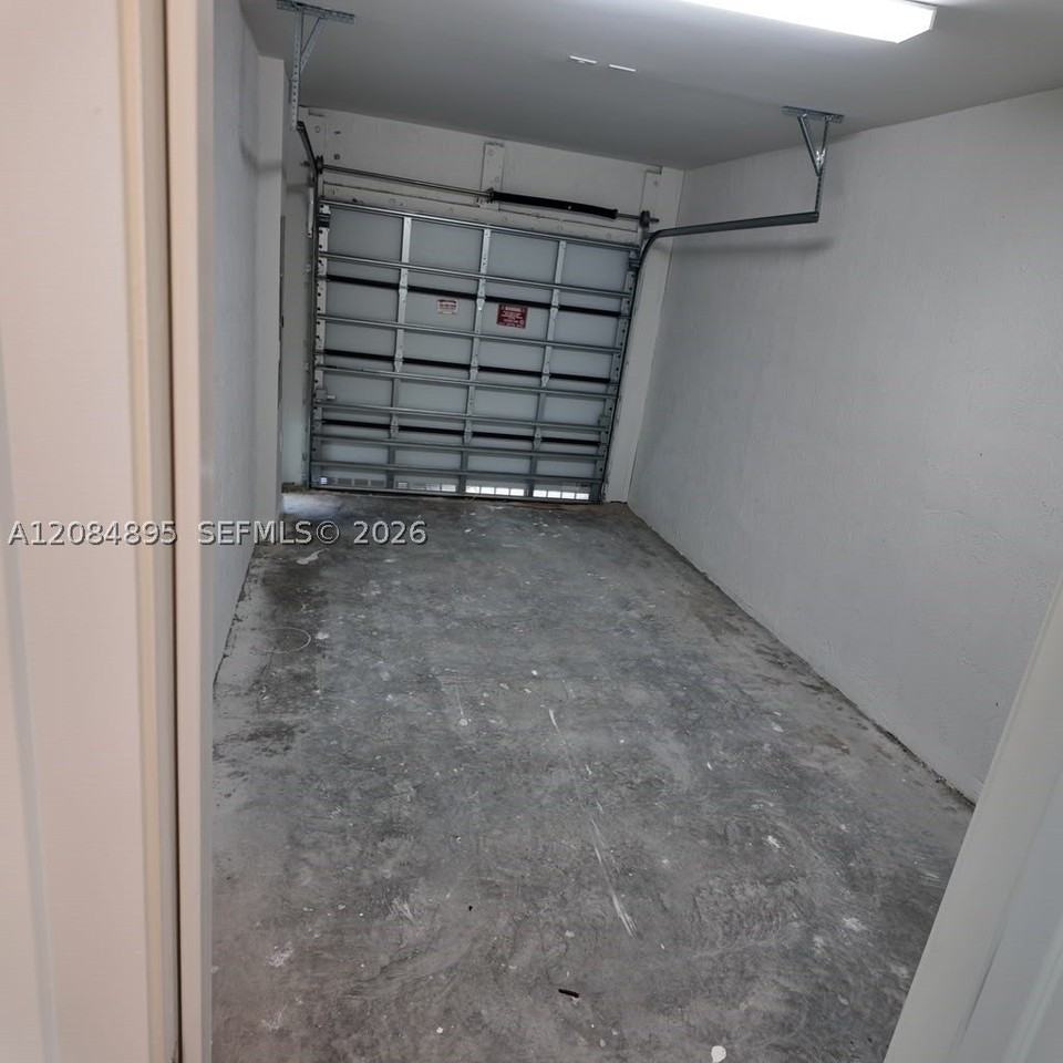 19111 Sw 344th Ter - Photo 4 of 31