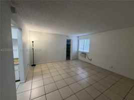 featured image of 7010 Nw 186th St