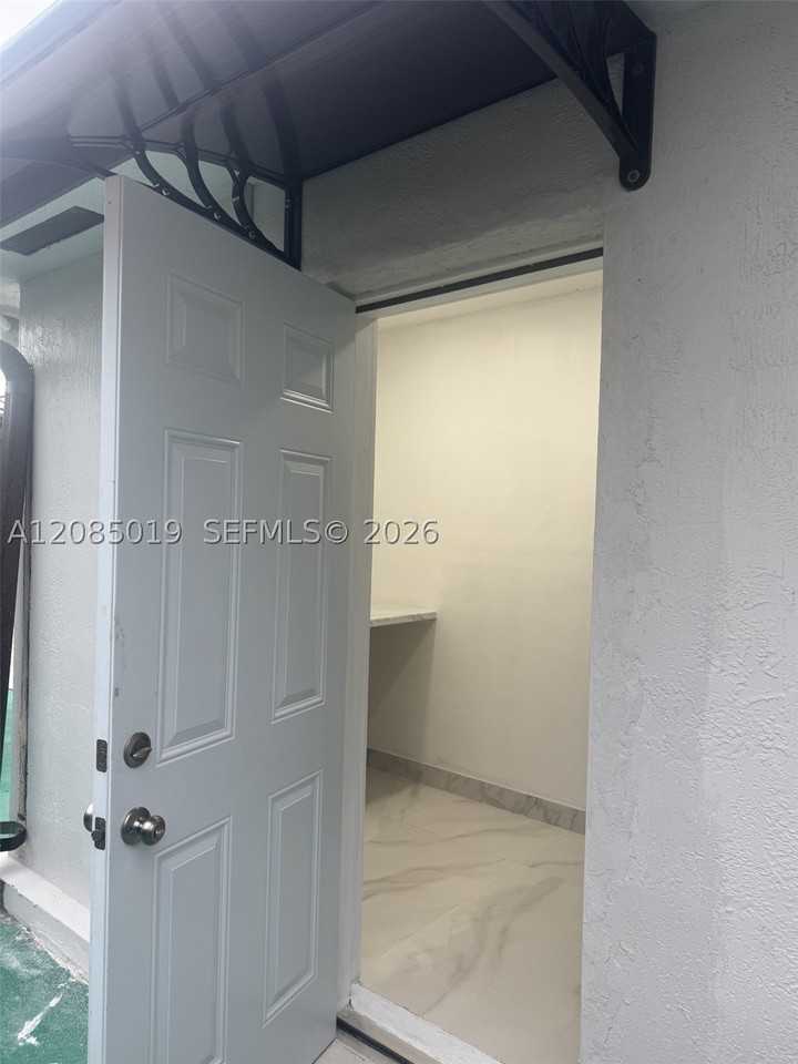 15336 Sw 172nd Ter - Photo 3 of 6