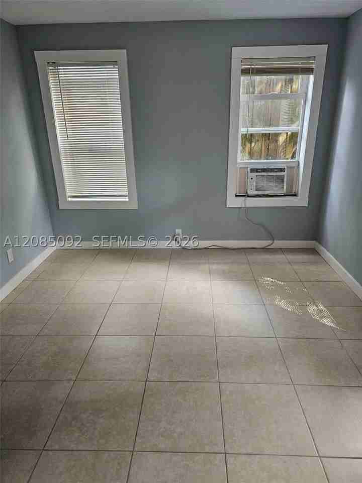 807 Tequesta St #BACK - Photo 5 of 6