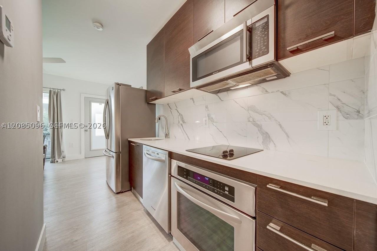 1568 Pennsylvania Ave #325 - Photo 4 of 17