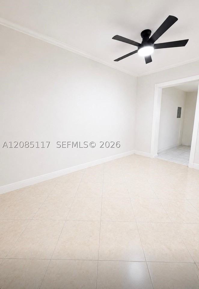 600 Nw 108th St #2 - Photo 3 of 11