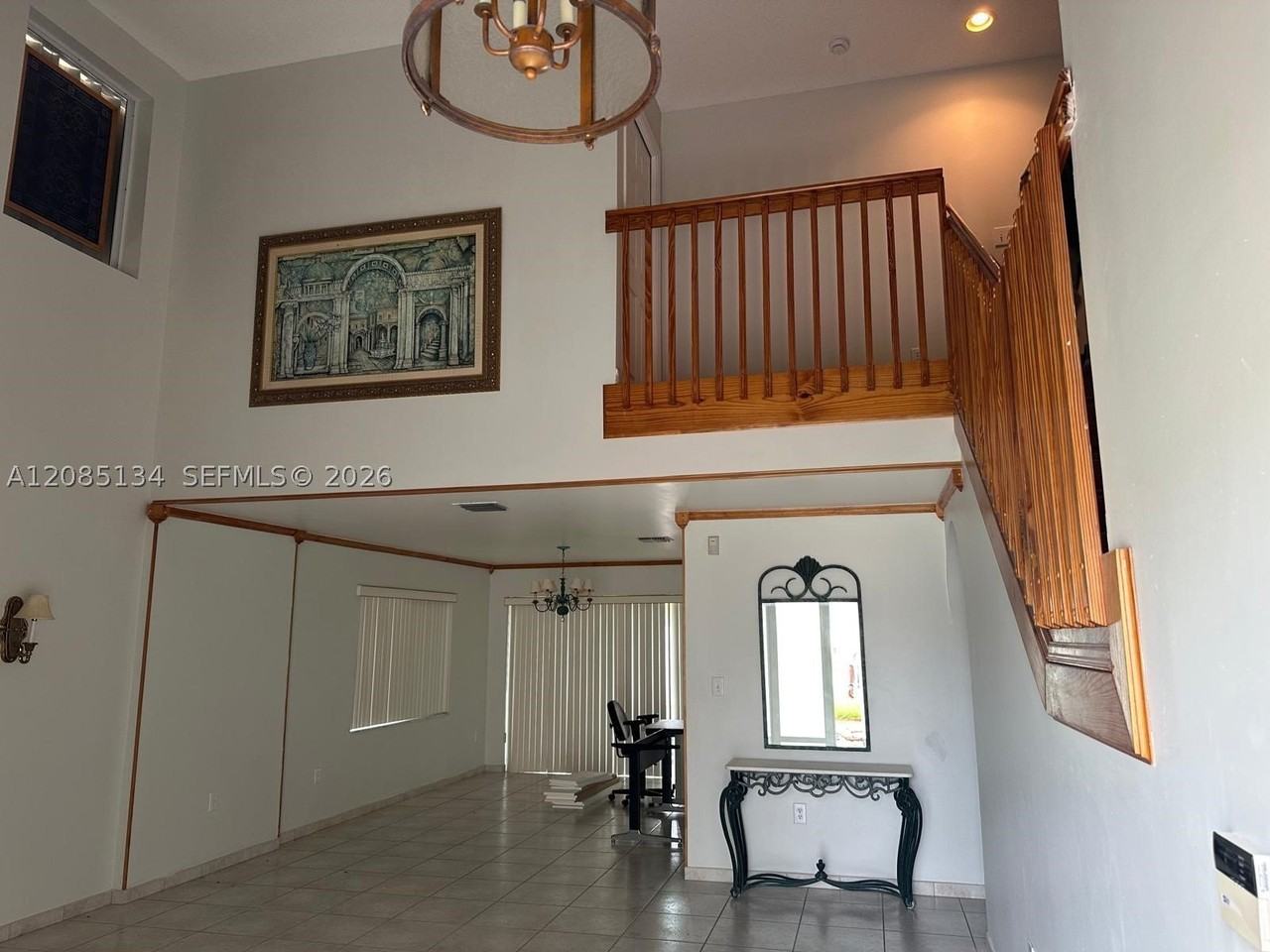 9425 Sw 155th Ave - Photo 4 of 29