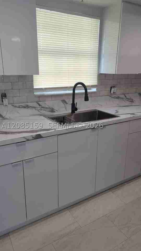 2323 Linton Ridge Cir #D3 - Photo 4 of 12
