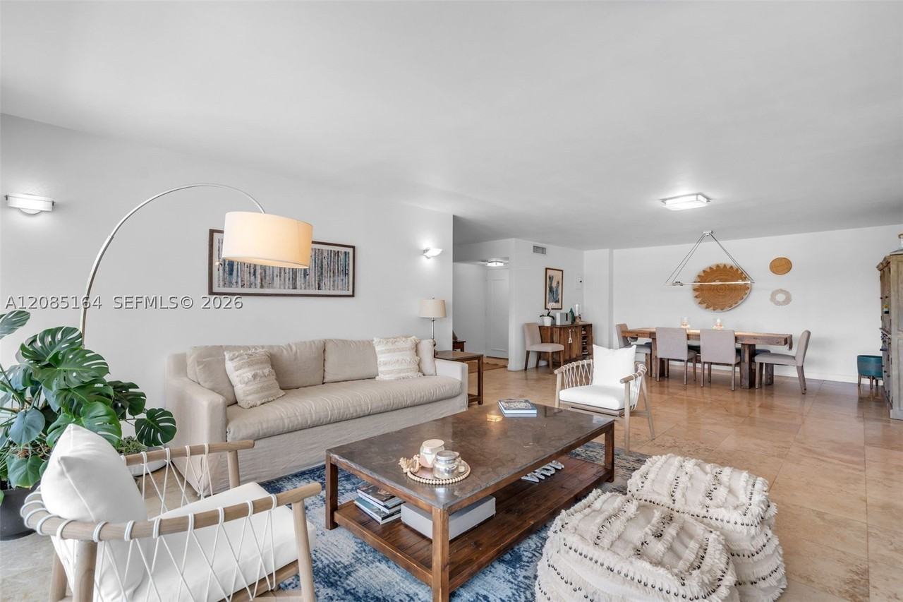 199 Ocean Lane Dr #310 - Photo 5 of 48