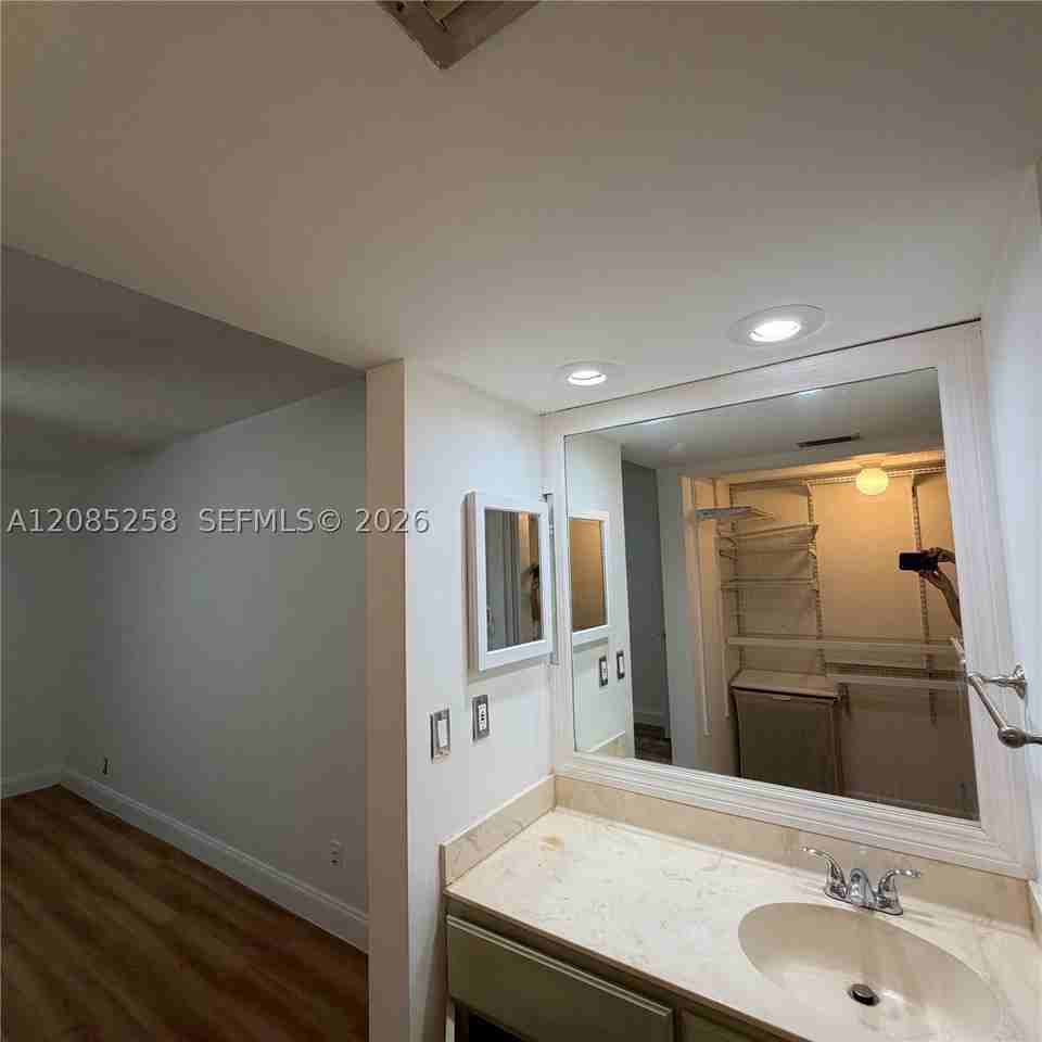 1712 Nw 81st Way #1712 - Photo 5 of 26
