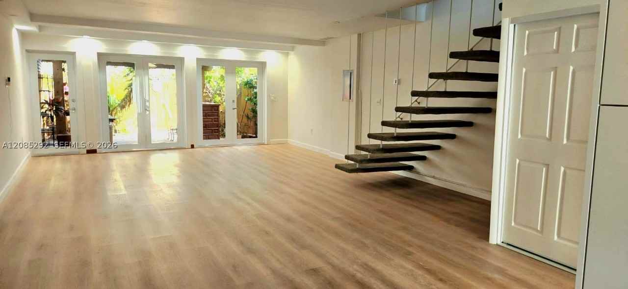 2109 Ne 122nd St #2109 - Photo 2 of 15