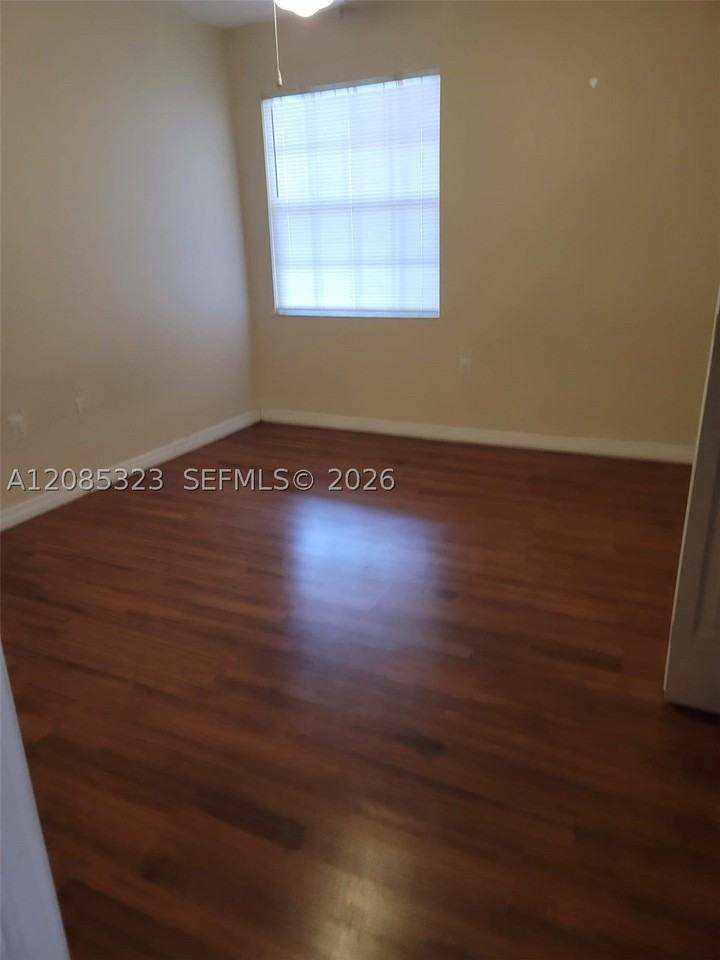 14049 FAIRWAY ISLAND DR #123 - Photo 5 of 19