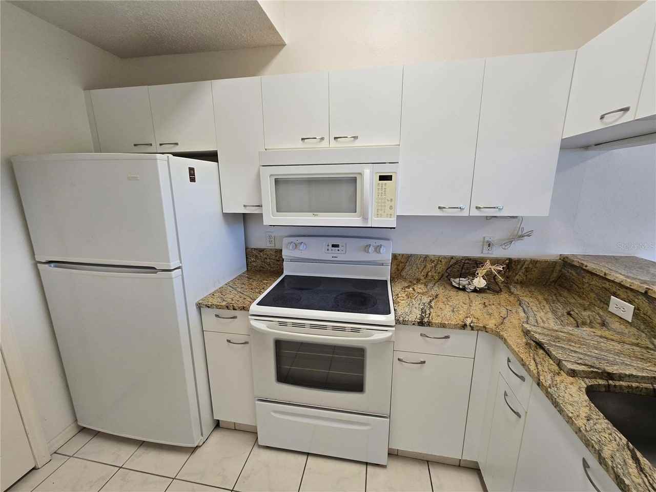 3607 E Bay Dr #206 - Photo 5 of 21