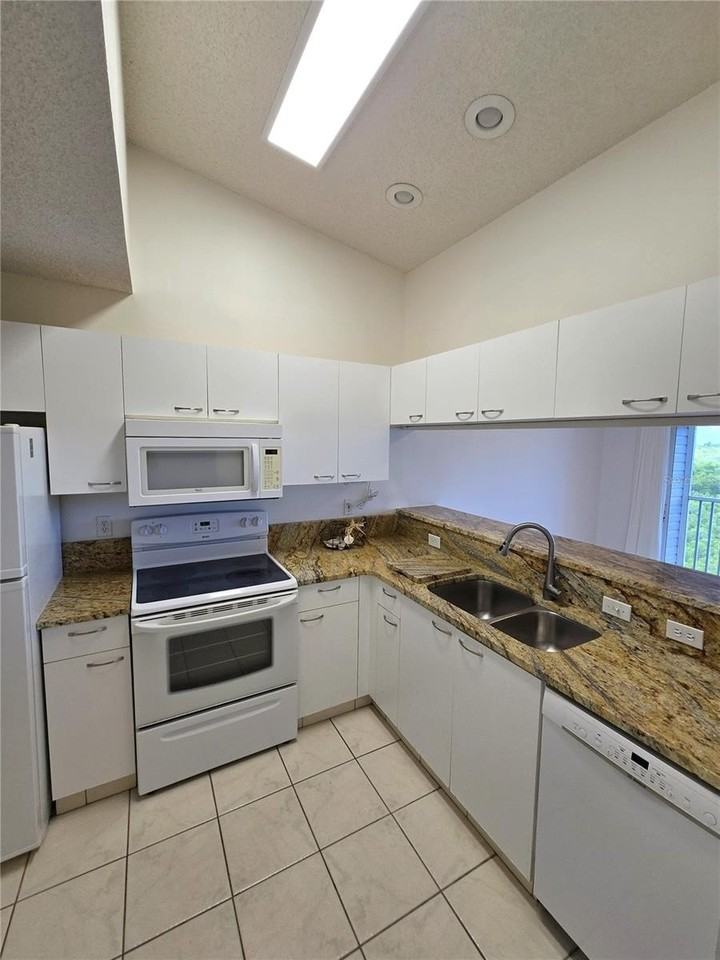 3607 E Bay Dr #206 - Photo 6 of 21