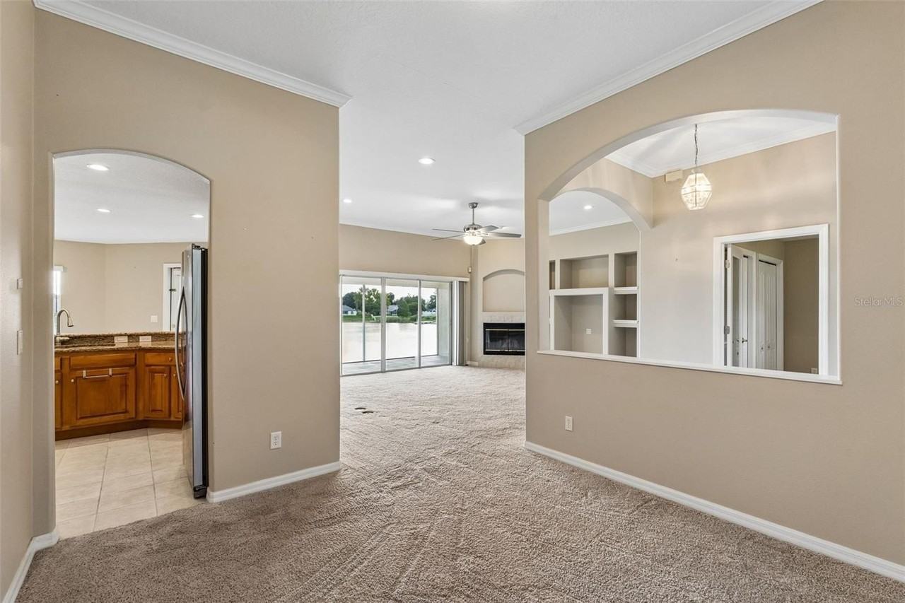 11230 Lake Katherine Cir - Photo 7 of 20