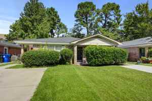featured image of 1718 Raoul Wallenberg Blvd