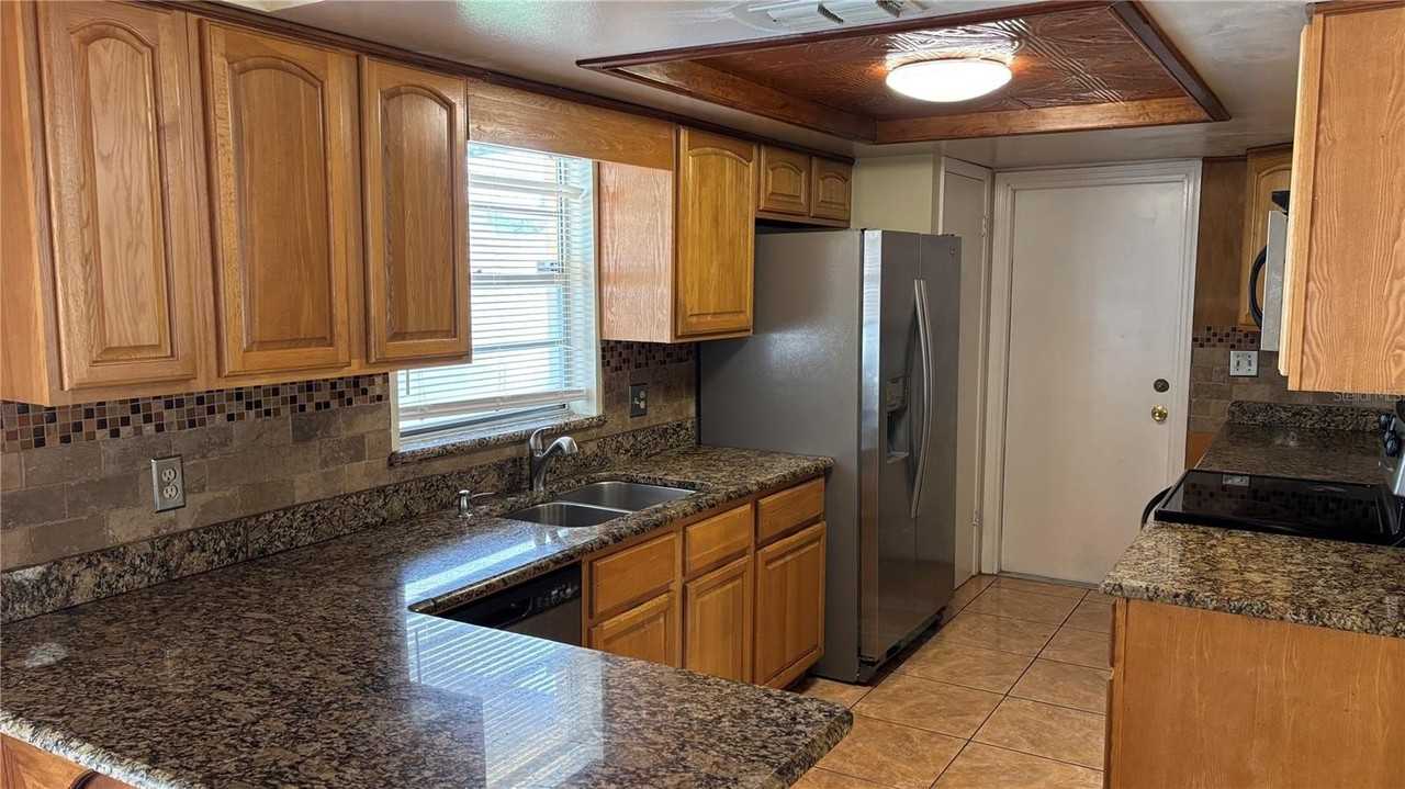 8413 Purcell Dr - Photo 5 of 26