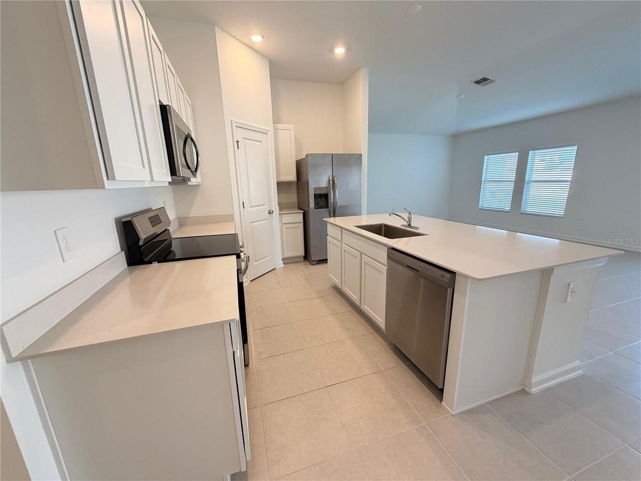 1432 Loxley Trl - Photo 3 of 20