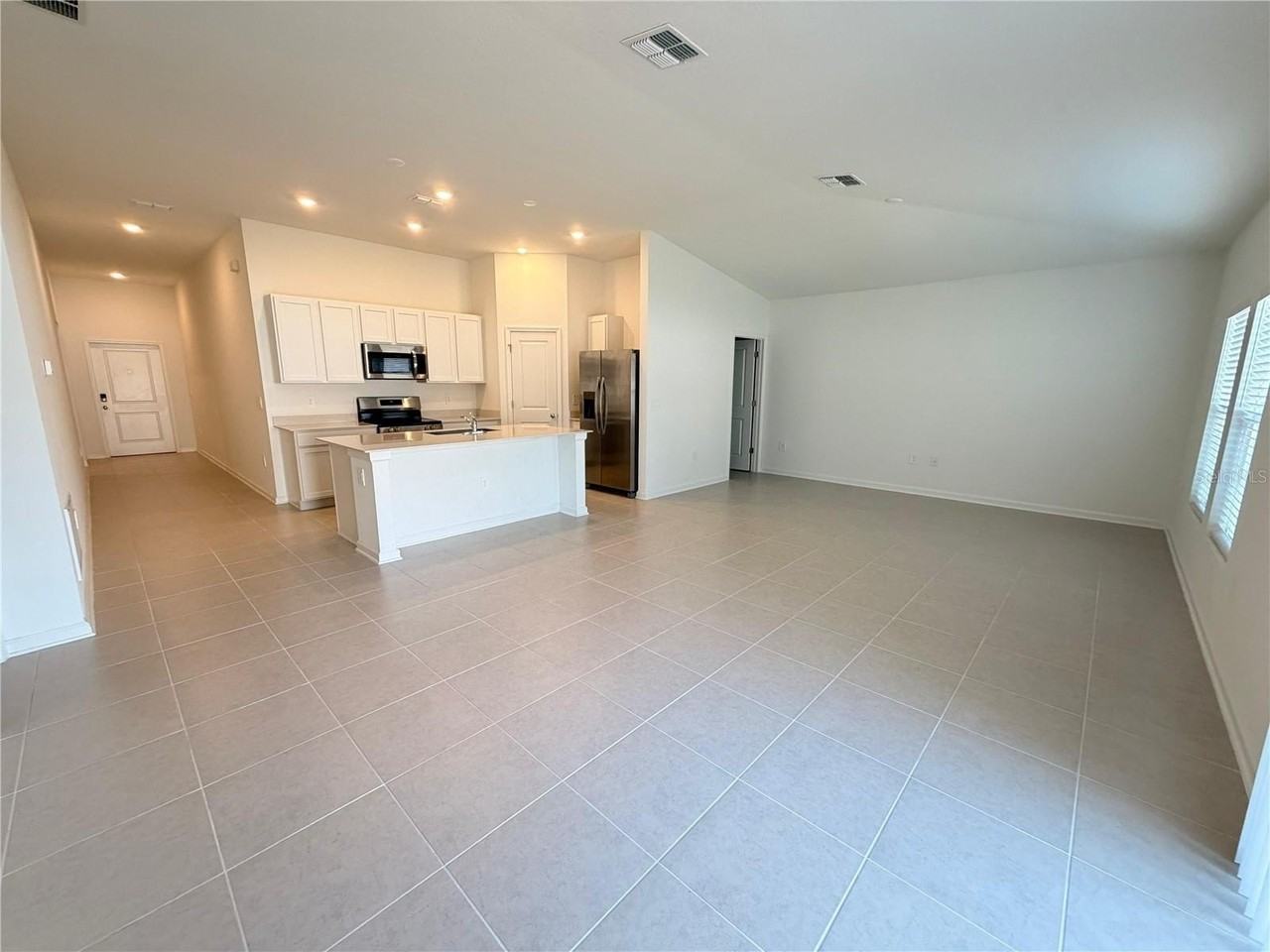 1432 Loxley Trl - Photo 4 of 20