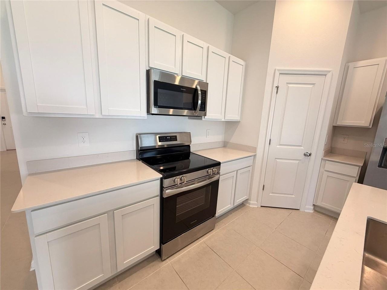 1432 Loxley Trl - Photo 7 of 20