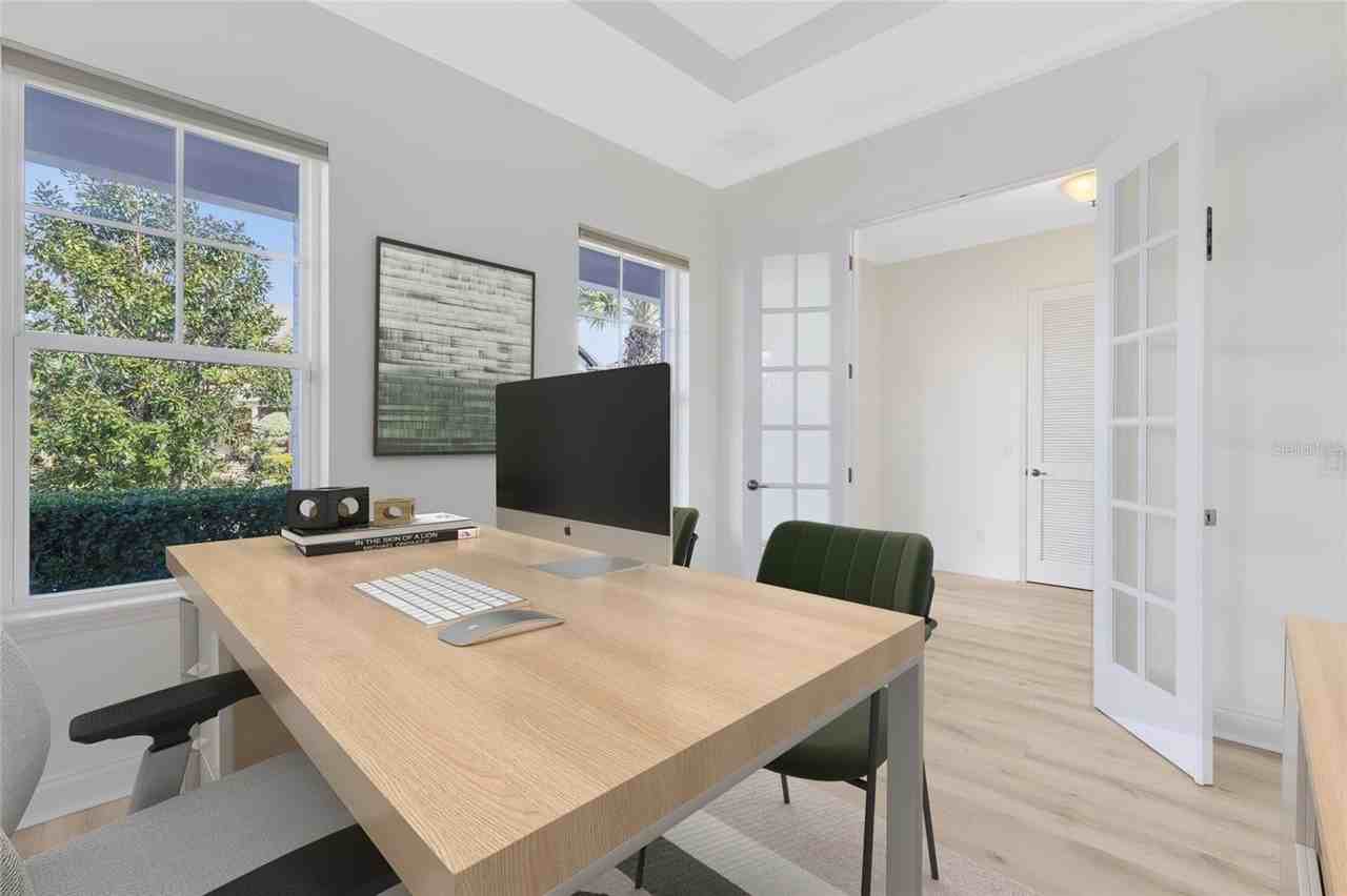 8408 Laureate Blvd - Photo 4 of 46