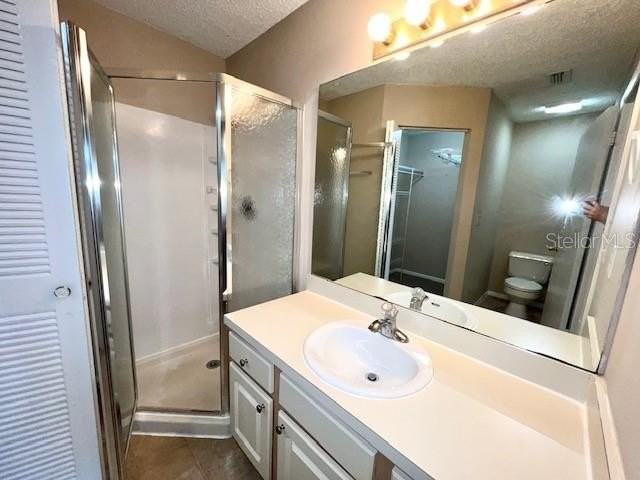 2585 Grassy Point Dr #215 - Photo 7 of 39