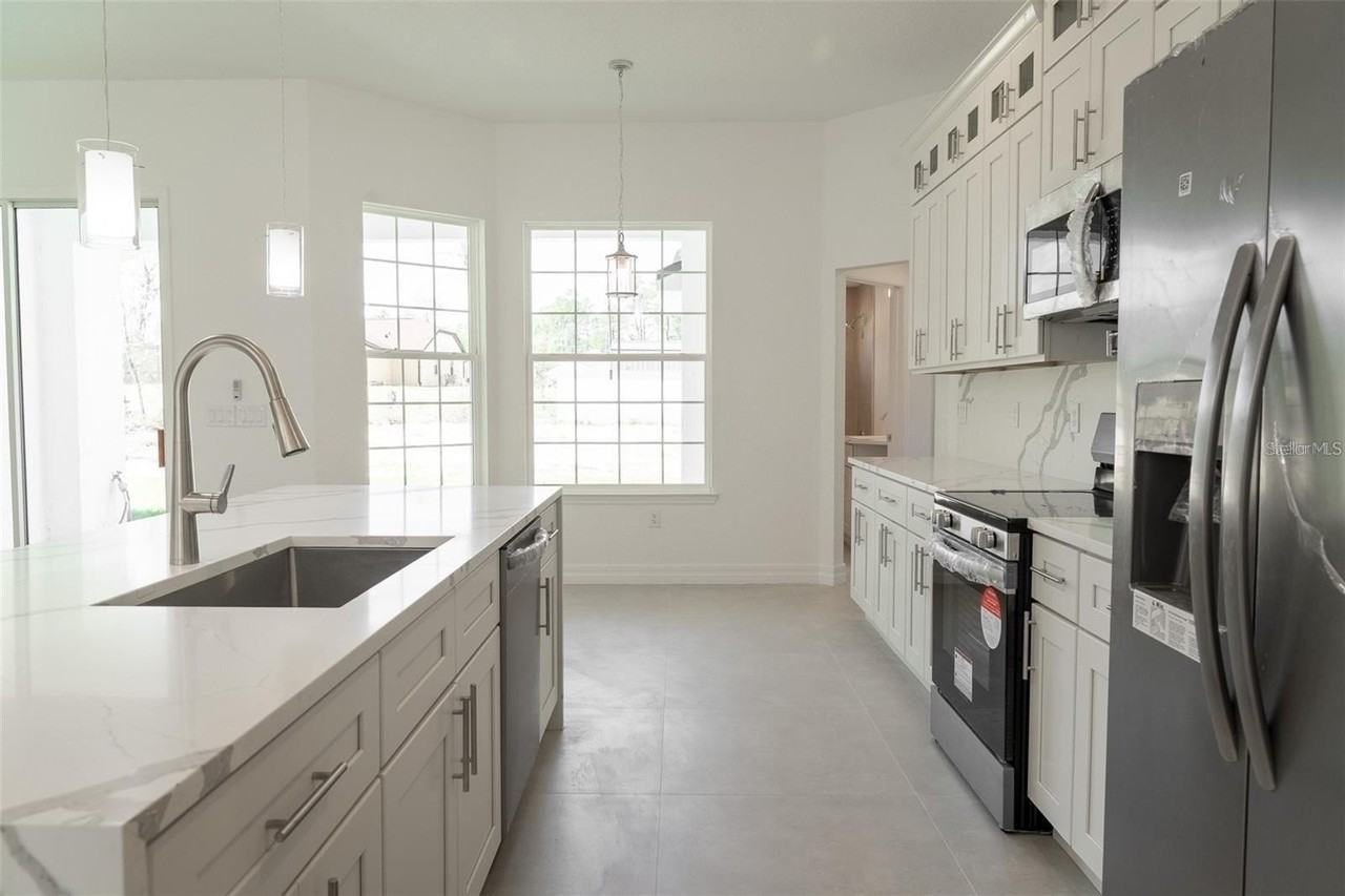 16559 Sw 48th Ter - Photo 4 of 18