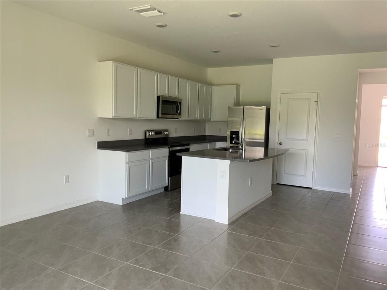 16621 Grotto Steam Pl - Photo 2 of 22