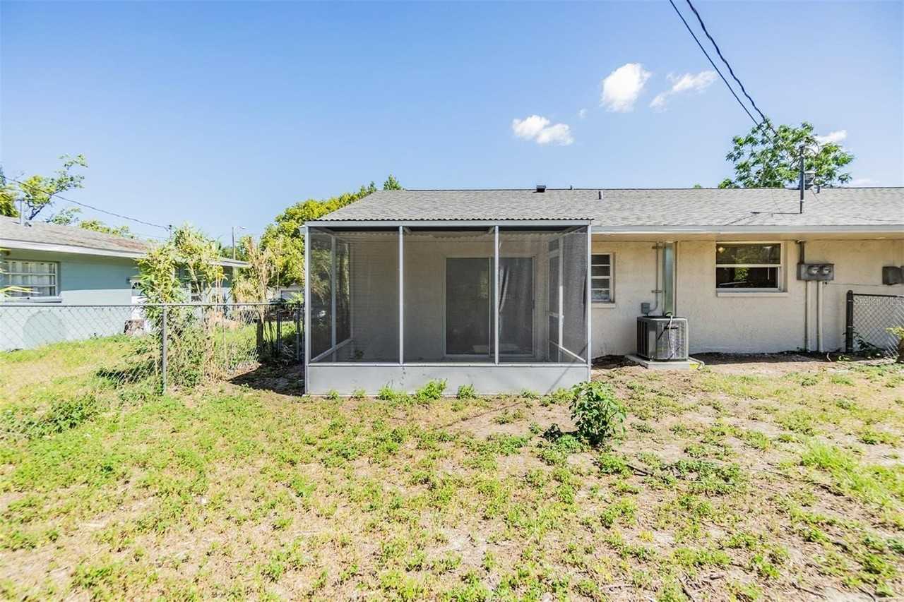 6740 Carnelian Ave - Photo 7 of 39