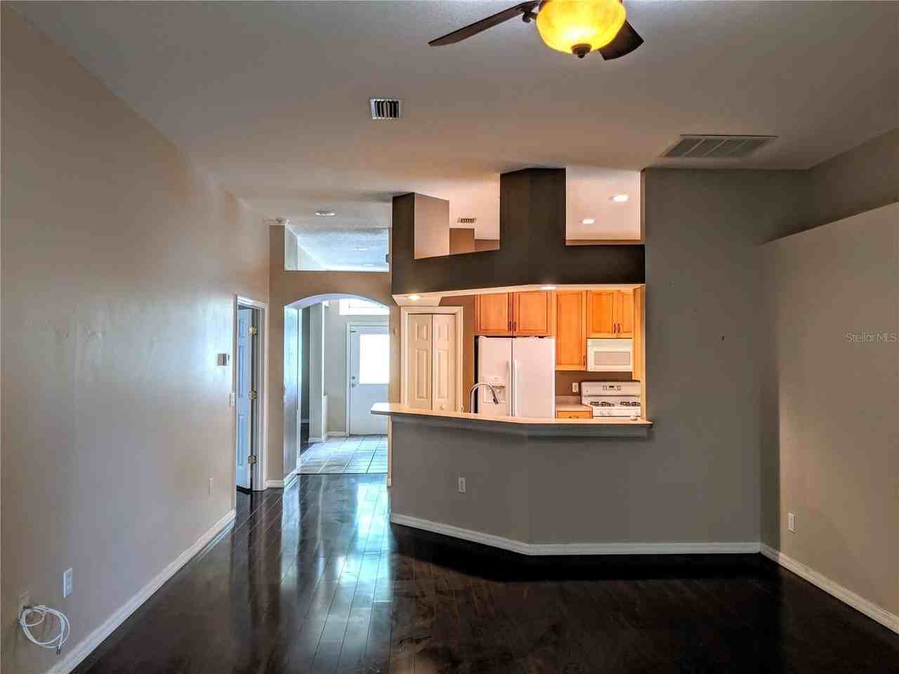 18072 Arbor Crest Dr - Photo 5 of 12