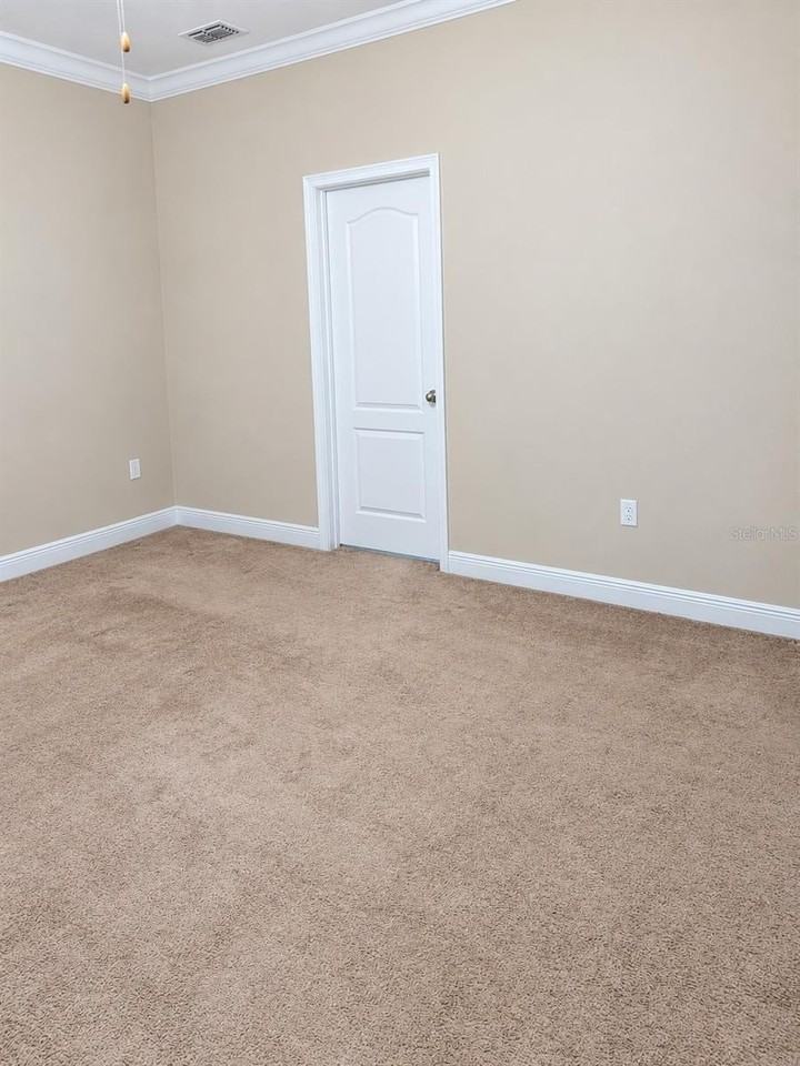 11517 Quiet Forest Dr - Photo 3 of 9