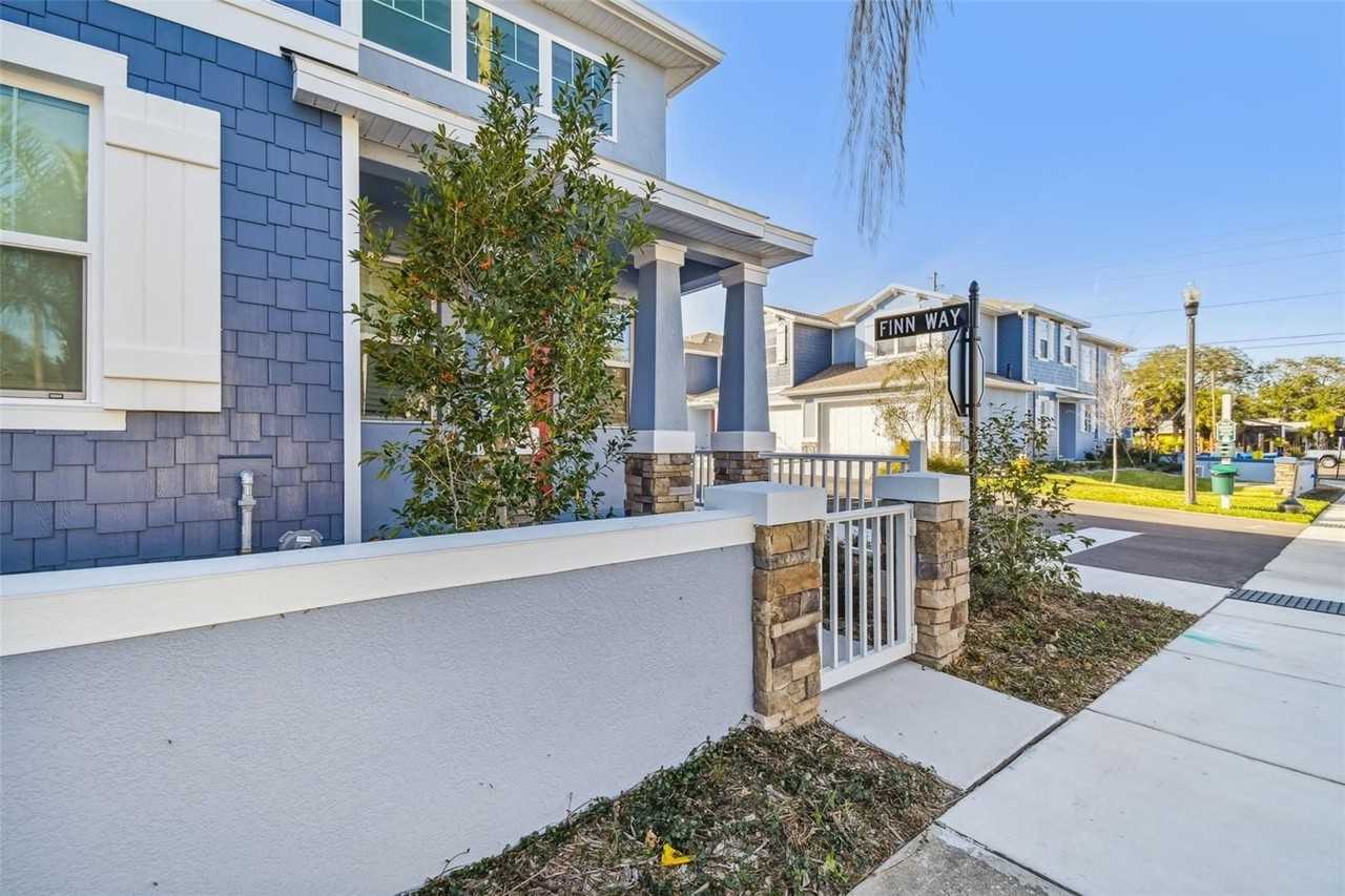 407 Finn Way - Photo 2 of 50
