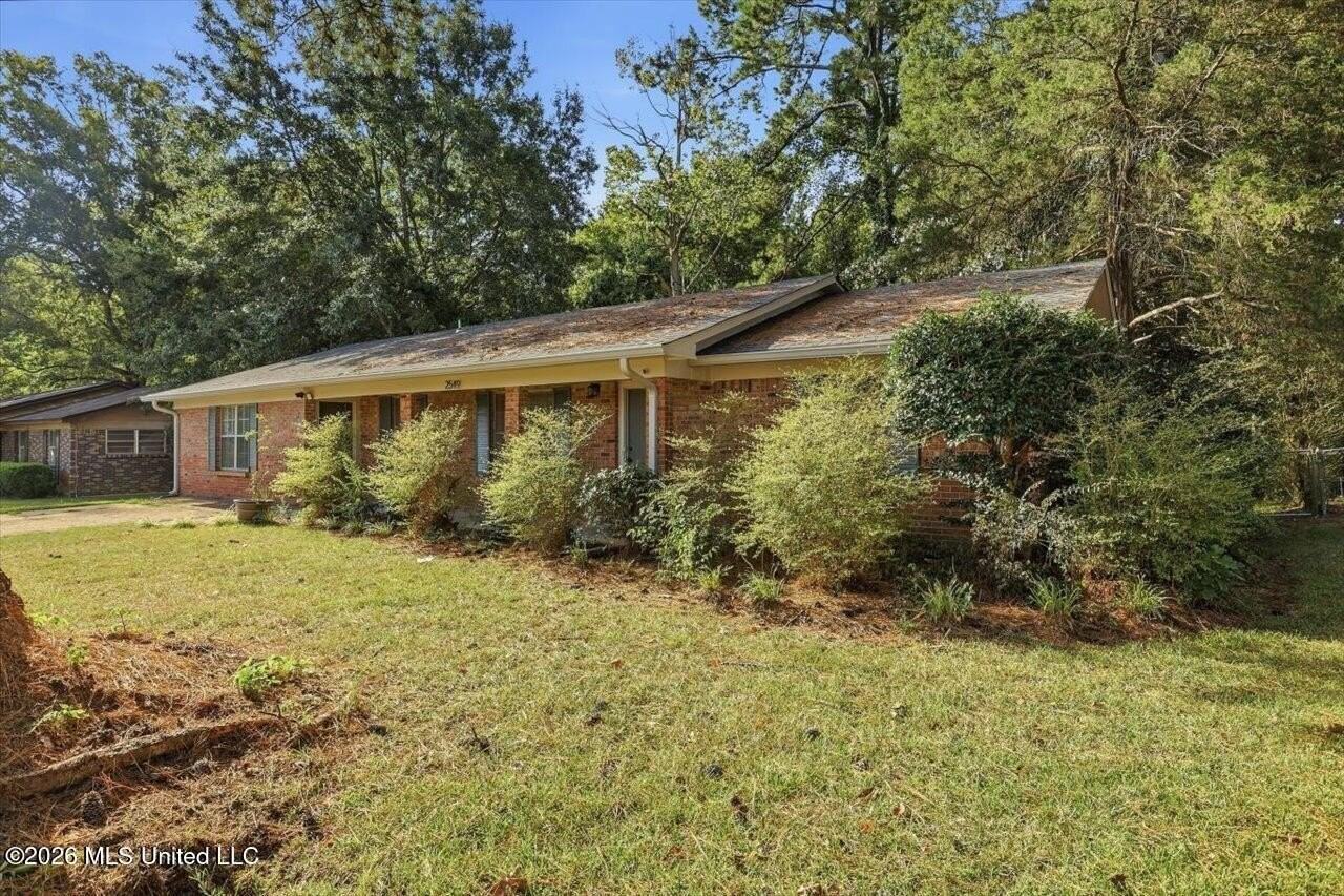 2549 Jennifer Dr - Photo 2 of 28