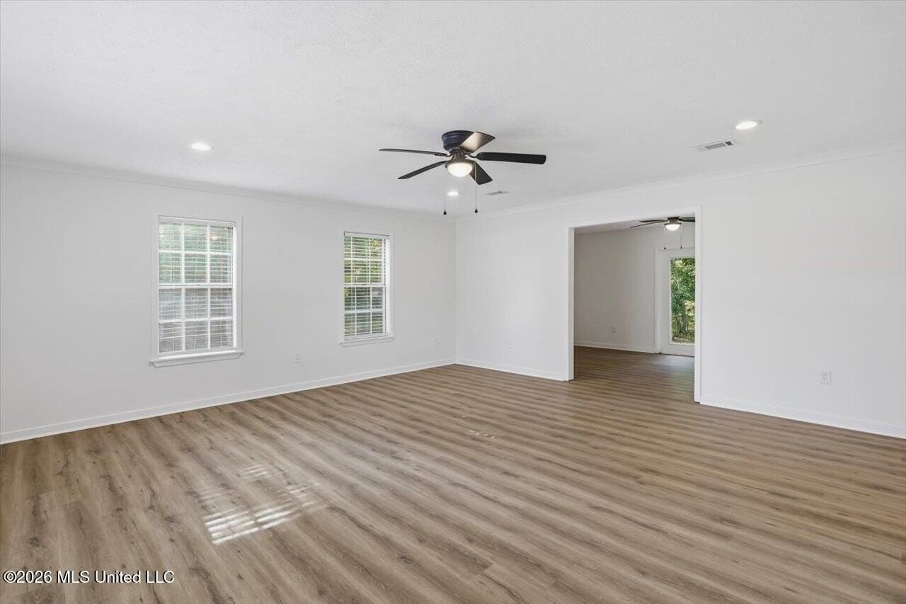 2549 Jennifer Dr - Photo 6 of 28
