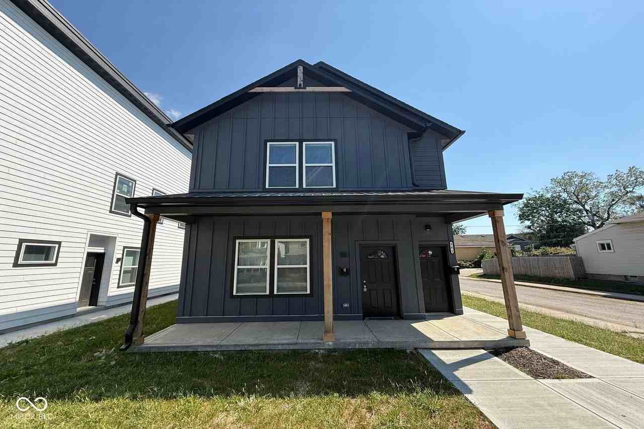 401 N Walcott St #B - Photo 3 of 16