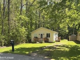 9083 Island Dr - Photo 1 of 1