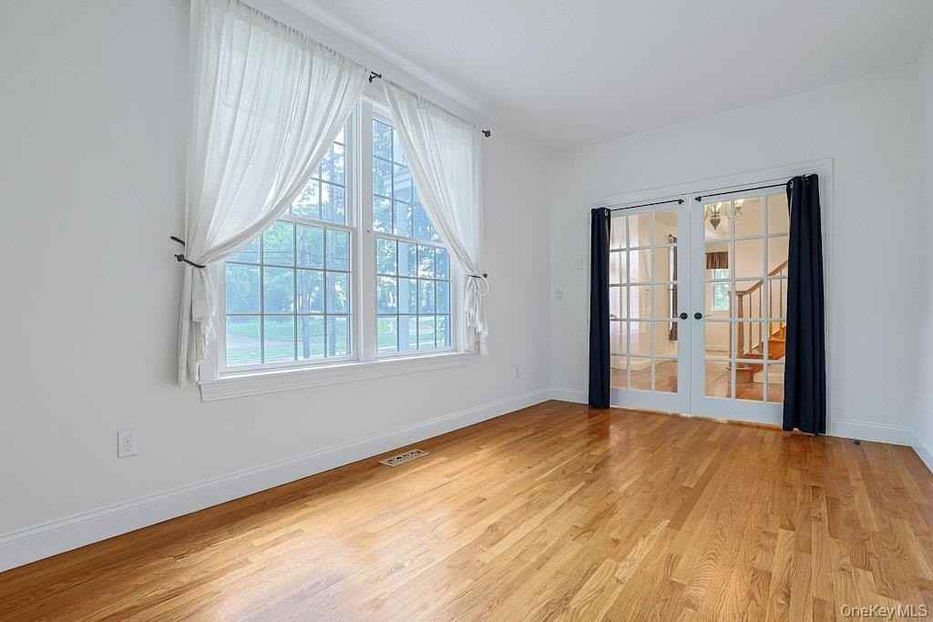 465 North St - Photo 6 of 42