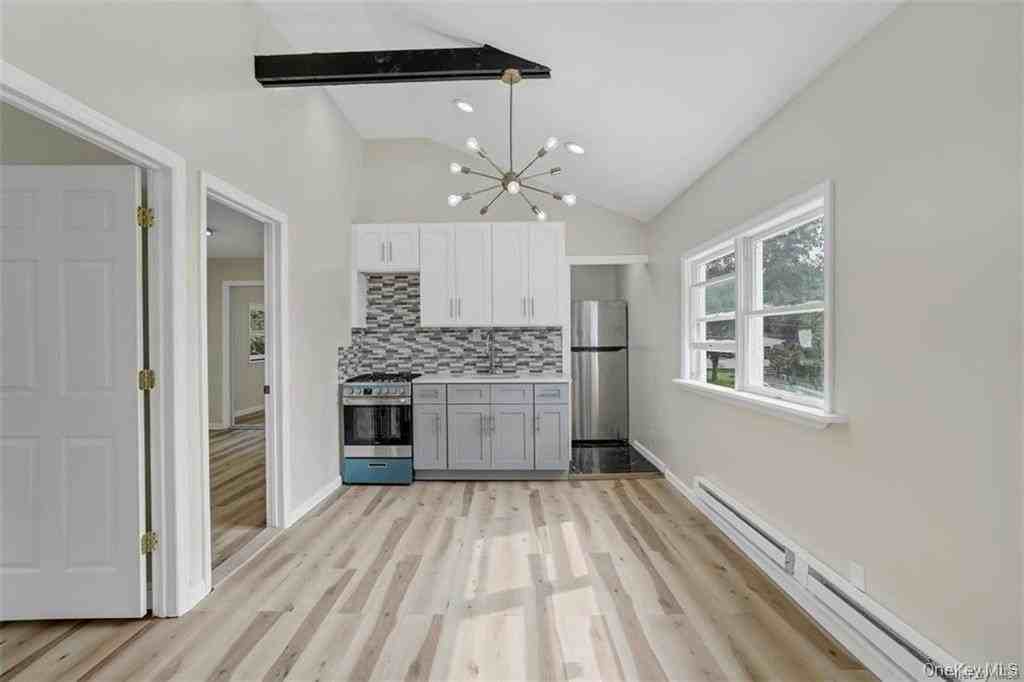 246 Orchard Dr - Photo 3 of 24